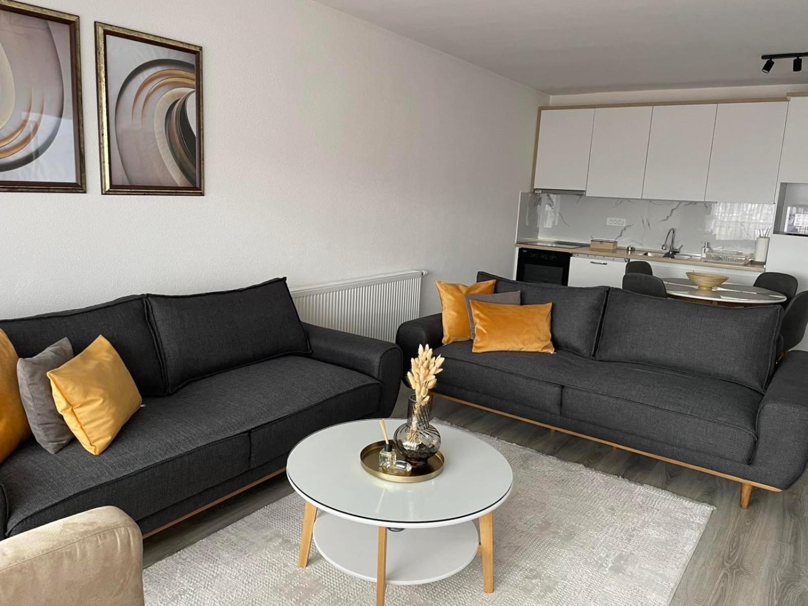Apartment Prizreni-Free Private Parking Экстерьер фото